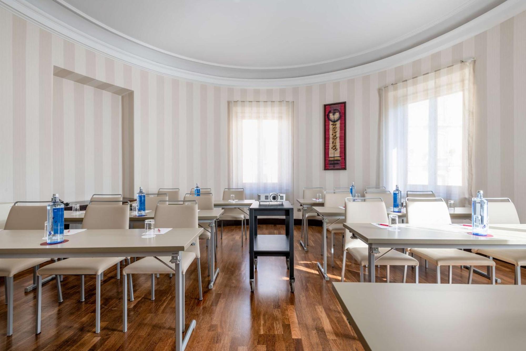Nh Collection Victoria Hotel Гранада Екстериор снимка