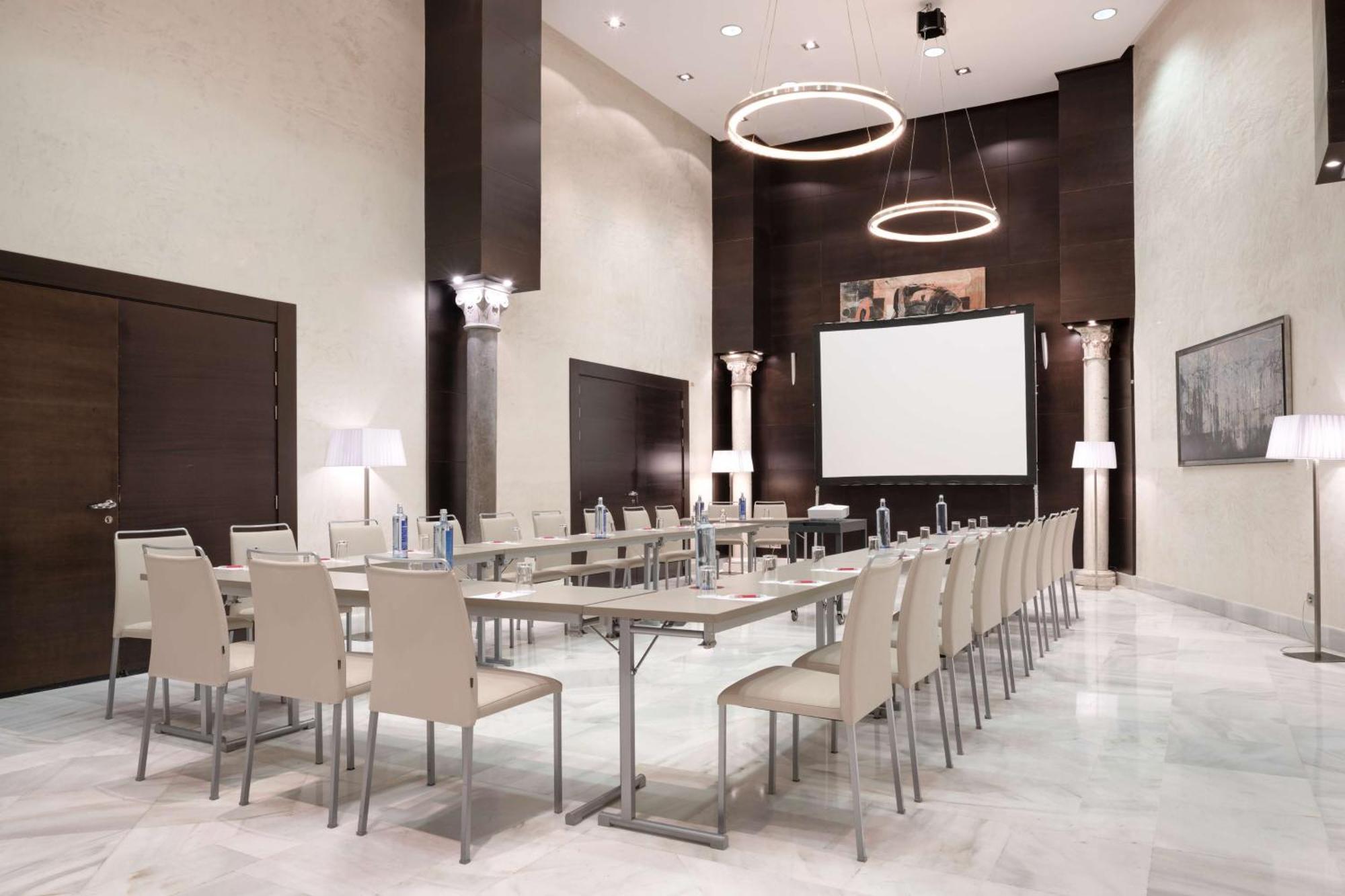 Nh Collection Victoria Hotel Гранада Екстериор снимка