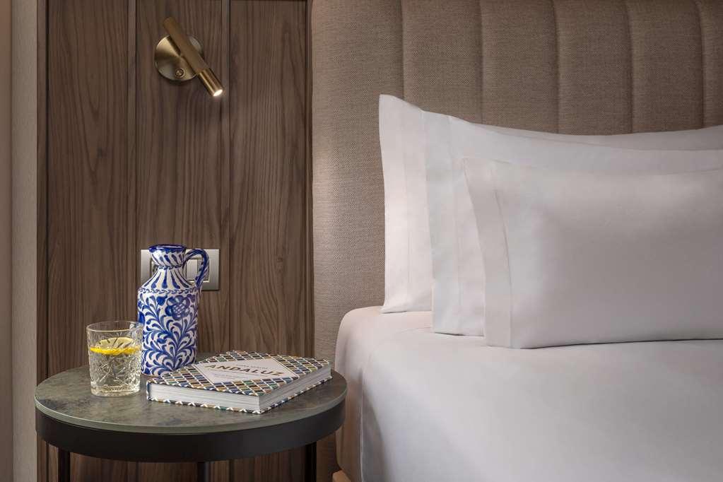 Nh Collection Victoria Hotel Гранада Стая снимка