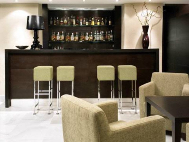 Nh Collection Victoria Hotel Гранада Екстериор снимка