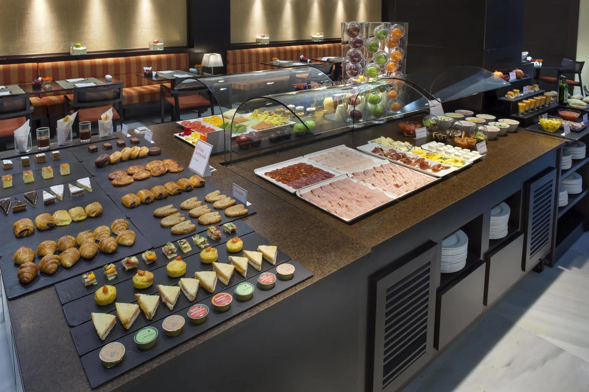 Nh Collection Victoria Hotel Гранада Екстериор снимка